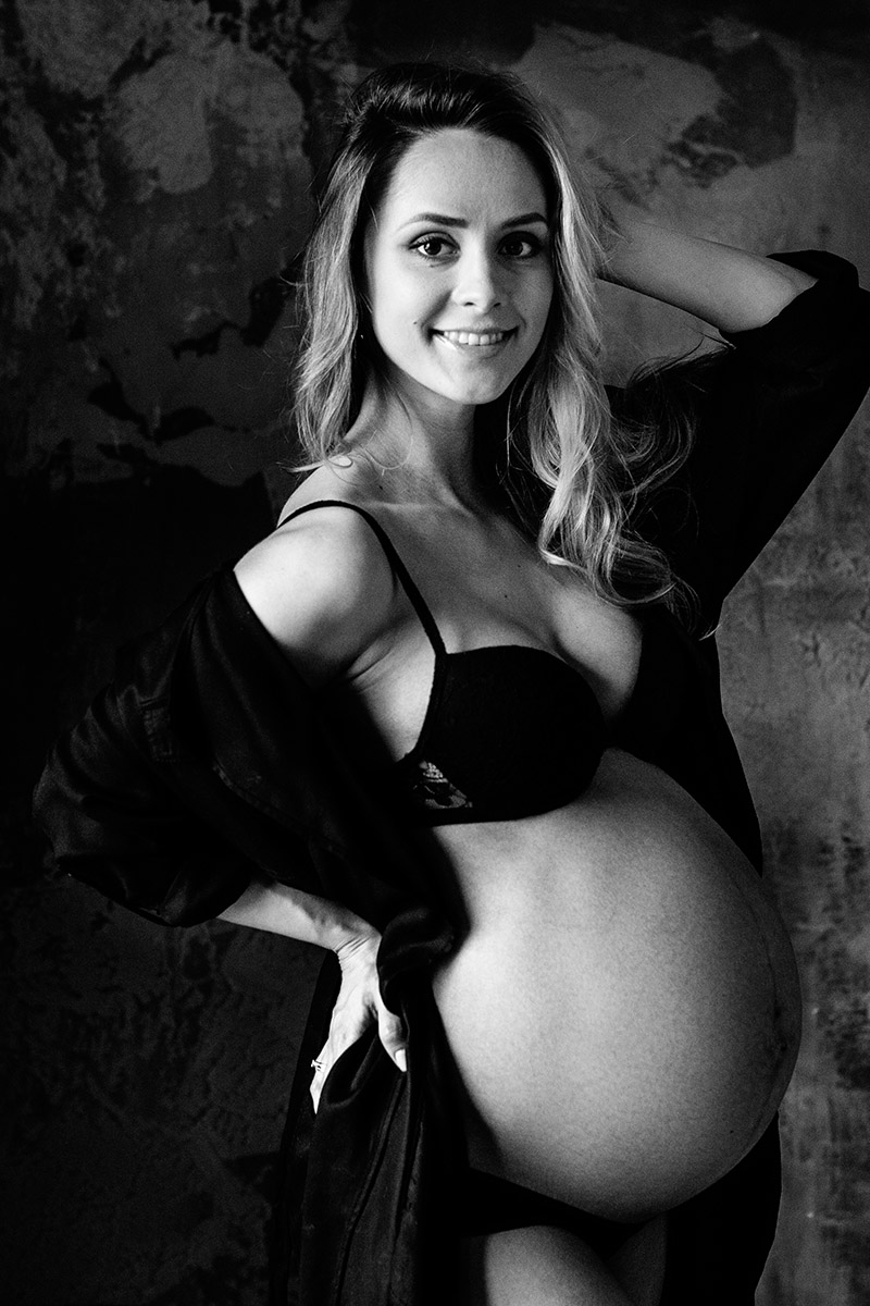 Ritratti di gravidanza nello Studio fotografico con Serena